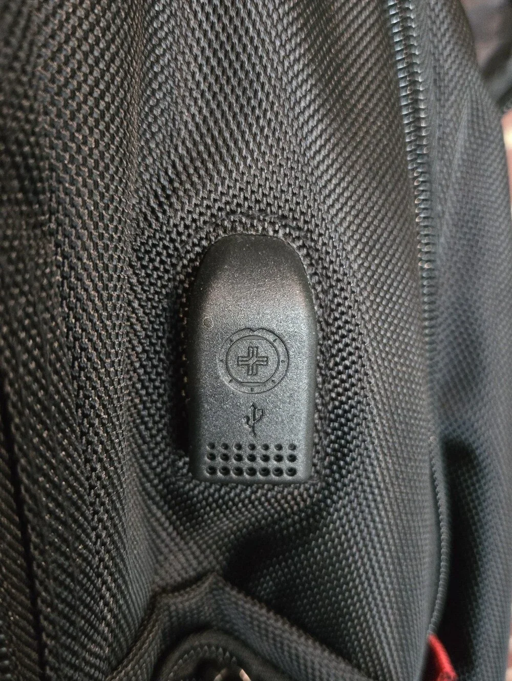 Swissdigital Design J14-41 Antibacterial Travel Laptop Backpack RFID USB TSA